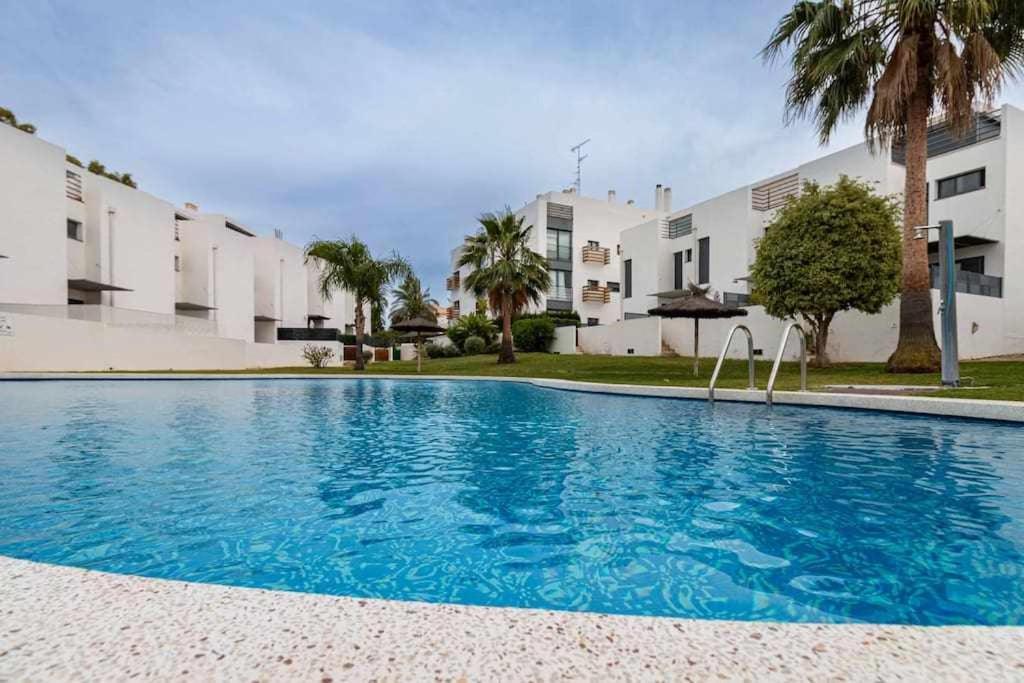 Apartamento Moderno Tranquilo Con Piscina Y Jardin Dénia Exterior foto